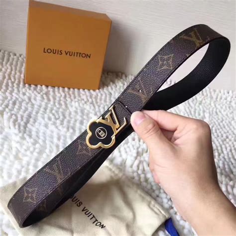 louis Vuitton Monogram belt outfit